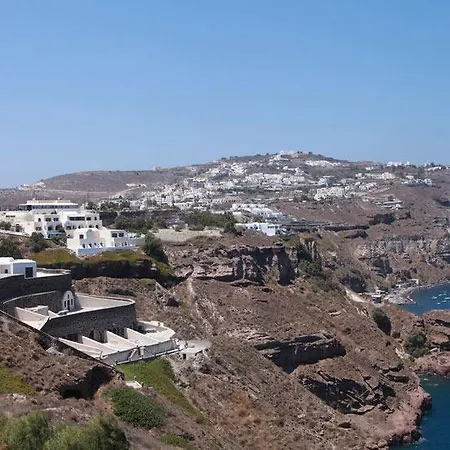 Akrotiri *
