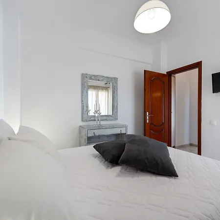 Akrotiri Apartman