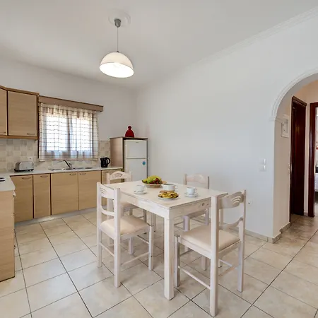 Akrotiri Apartman